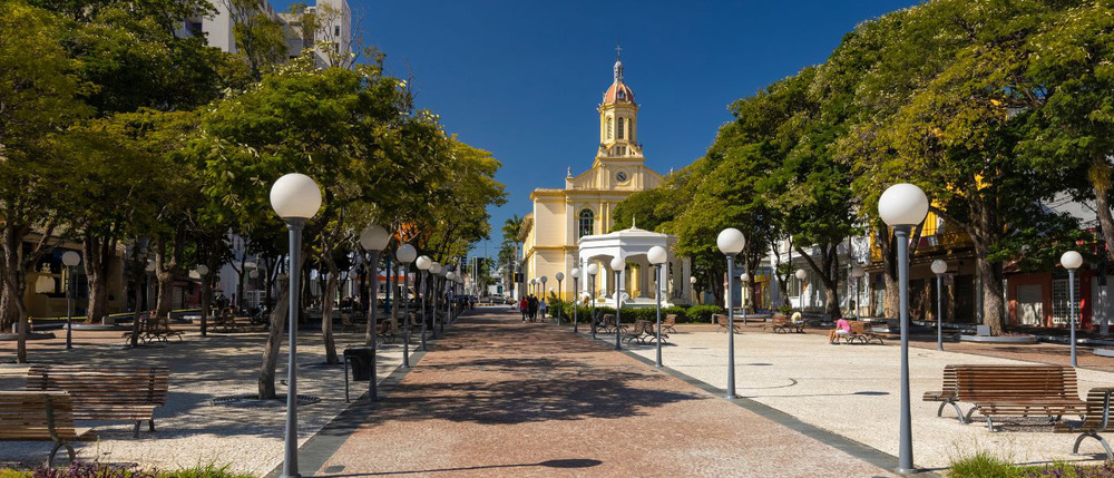 Praça da Matriz em Itu, cartão-postal da cidade e referência para marketing digital local